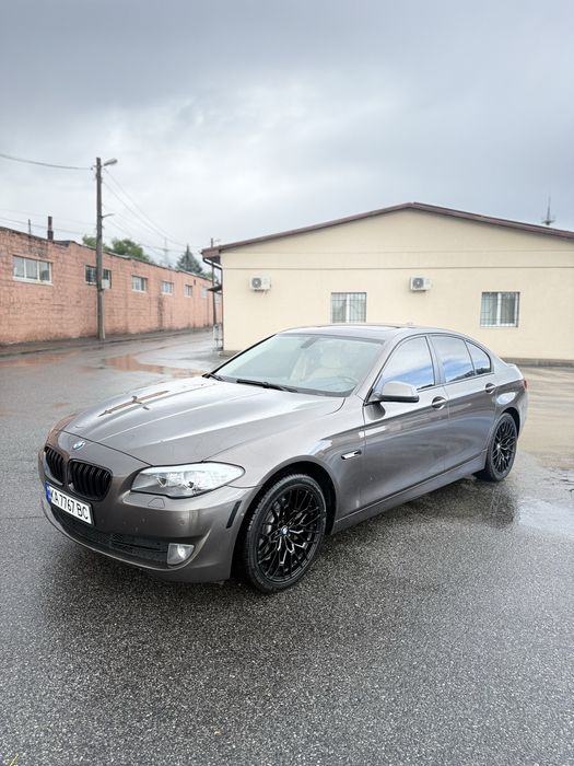 BMW 528XI 2.0 бензин
