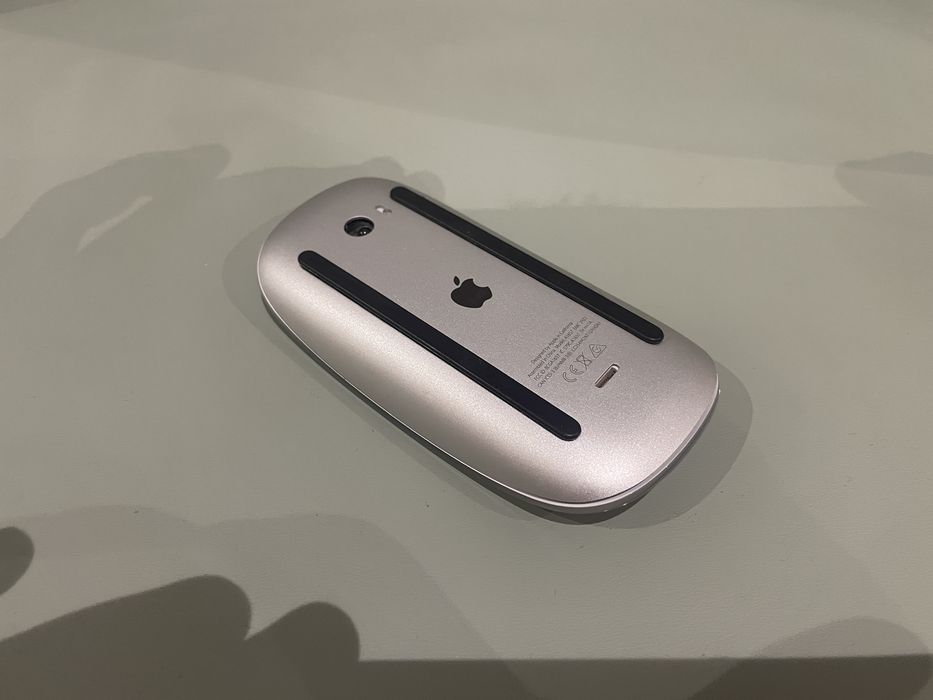 Apple Magic Mouse 2 (A1657) – Bluetooth Recarregável