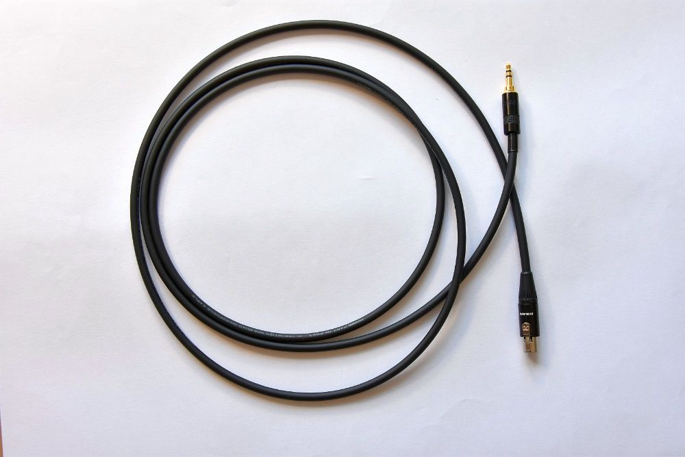 Kabel do słuchawek mini XLR jack AKG MOGAMI 120/150/180 cm