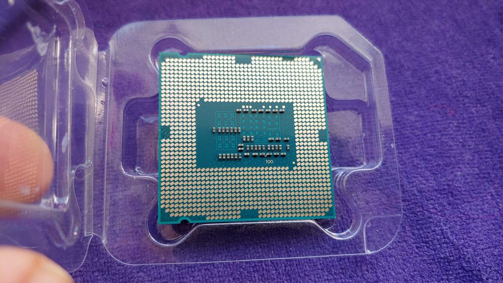 Процессор Intel Pentium G3420 3220 3.2GHz/5GT/сокет 1150/ video-1.7 GB