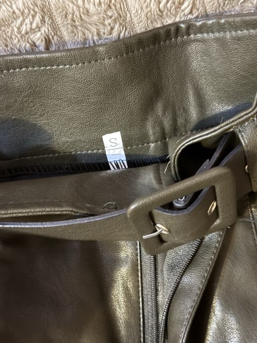 Шорти шкіряні, колір хакі