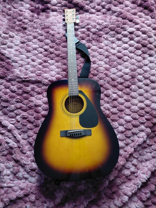 Гитара акустическая YAMAHA F310 TBS (обмен)