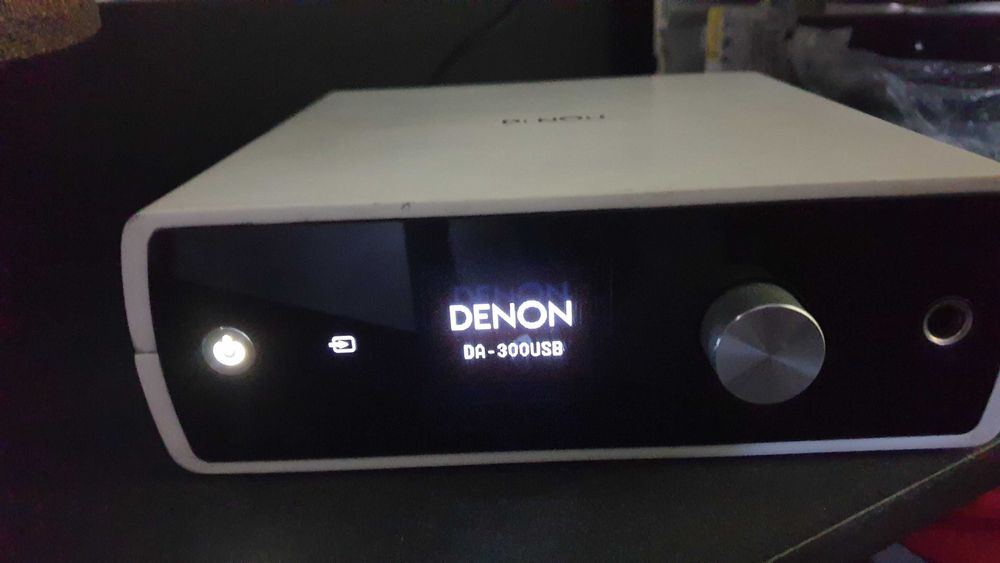 ЦАП з підсилювачем для навушників Denon DA-300USB