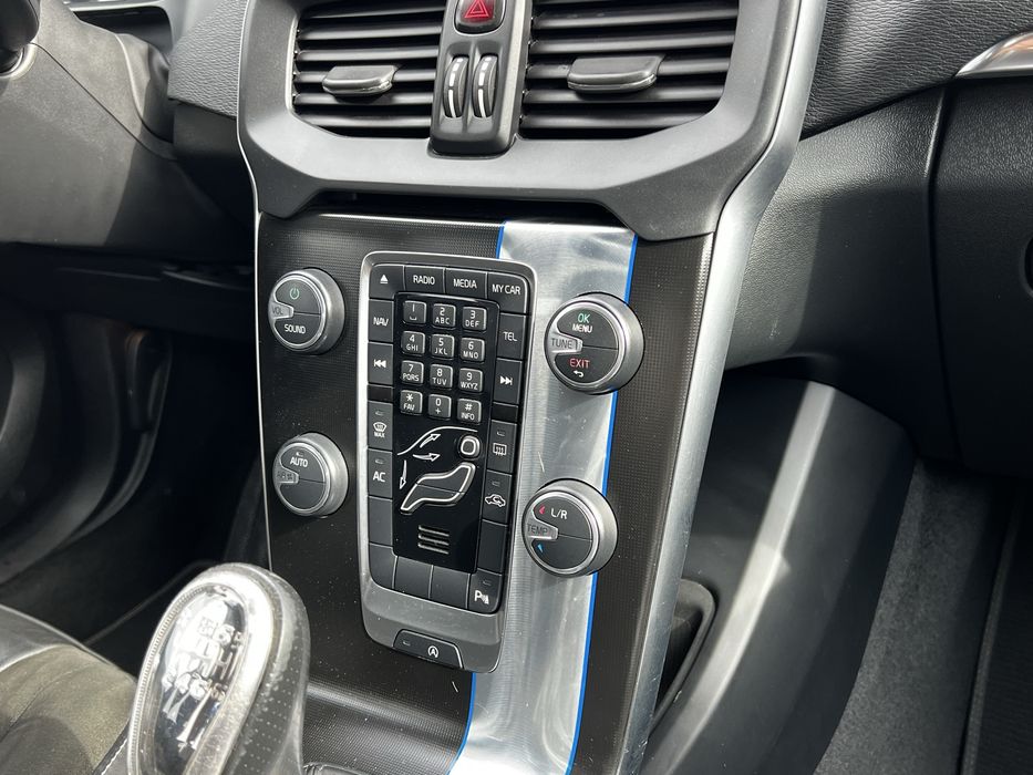 Volvo V40 D2 R-Design