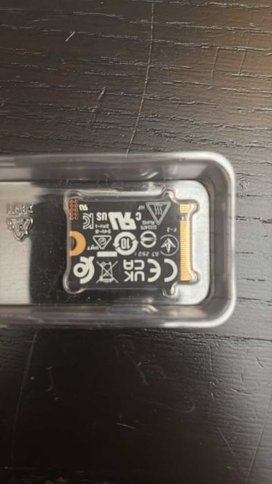 SSD NVMe M.2 2230 256GB retirado de Surface Pro 11