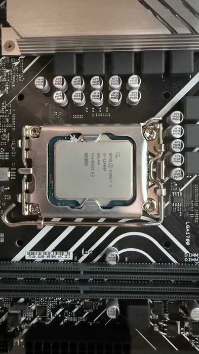 Ігровий комплект i5-12400f + Asus B660 + 32GB RAM DDR4 (TridentZ RGB + Fury)