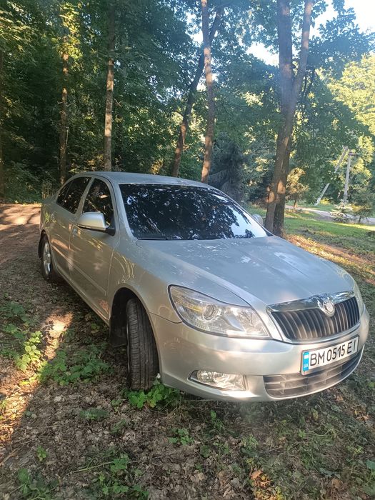 Автомобіль шкода
