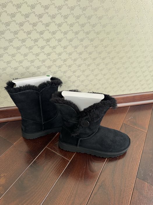 Зимові чоботи UGG