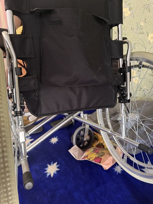 Стандартний складаний інвалідний візок