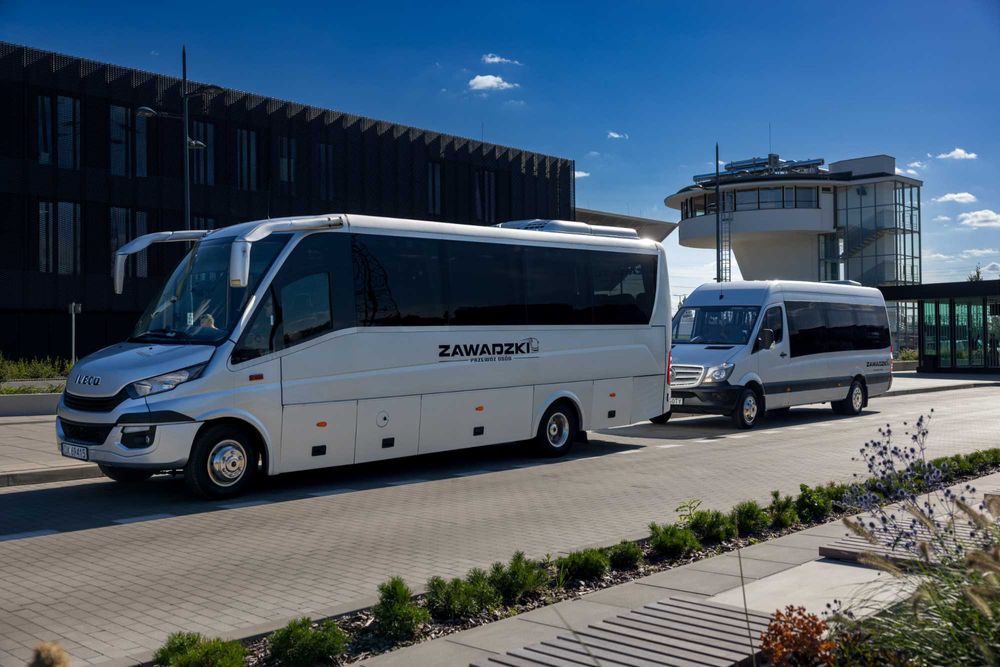 Krajowy i międzynarodowy transport osób - Zawadzki