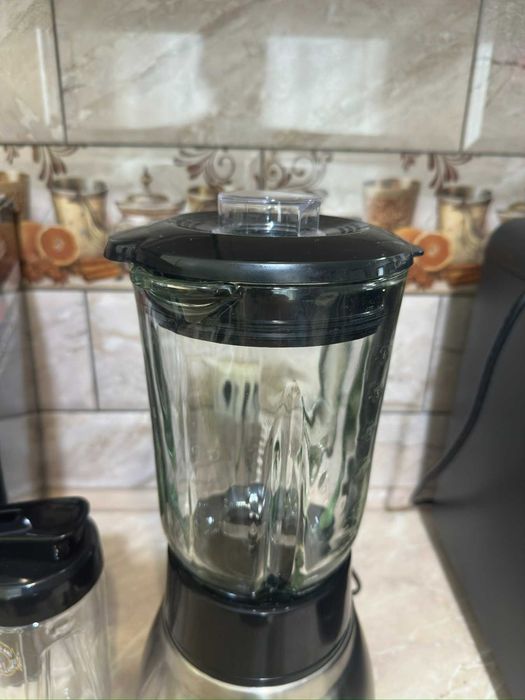 Блендер стаціонарний Russell Hobbs 23821-56 СТАН НОВОГО