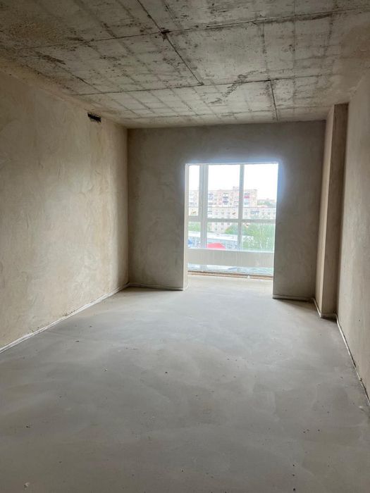 Продам 2-х кімнатну квартиру 92m2
