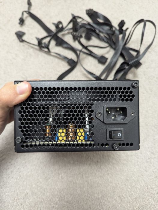 Блок живлення gigabyte p450b 450w