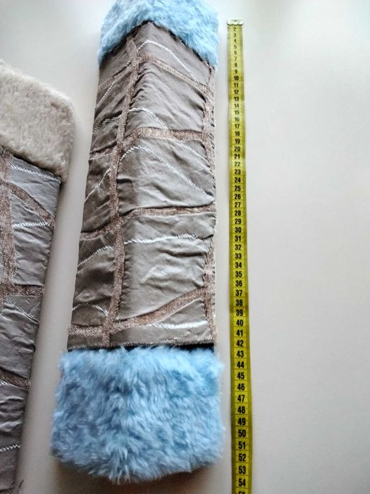 Лежанка  для кошечки собачки ,три угловие когтеточки в подарок