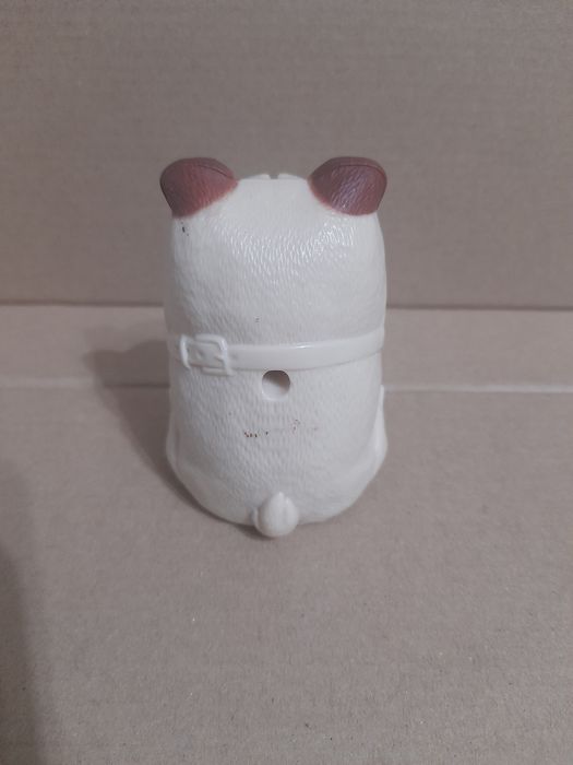 Boneco do McDonald's da animação "Pets"