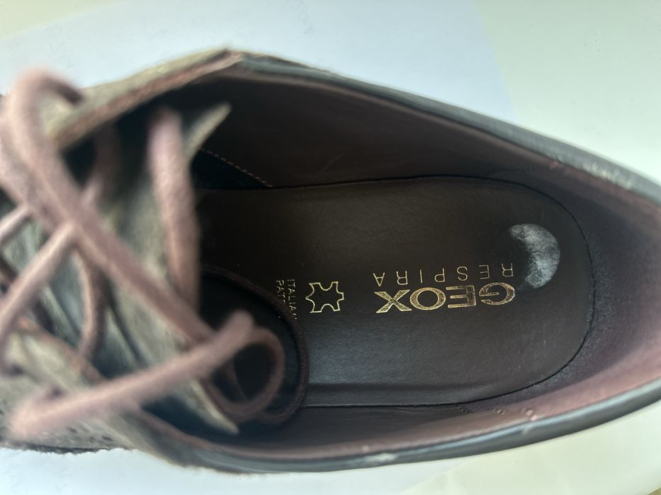 Продам туфлі Geox