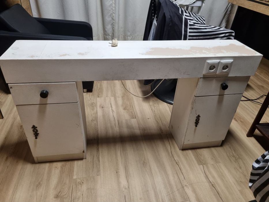 Balcão para barbeiro