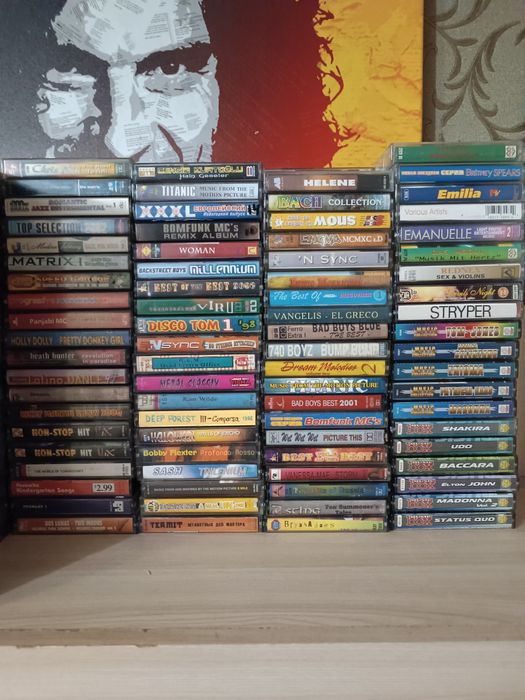 Продам аудиокассеты,сд и т.д