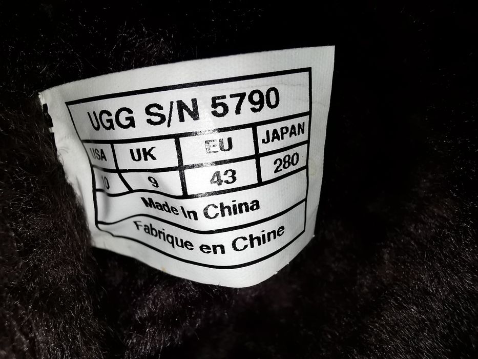 Ugg Australia Wrangell Vibram śniegowce 43