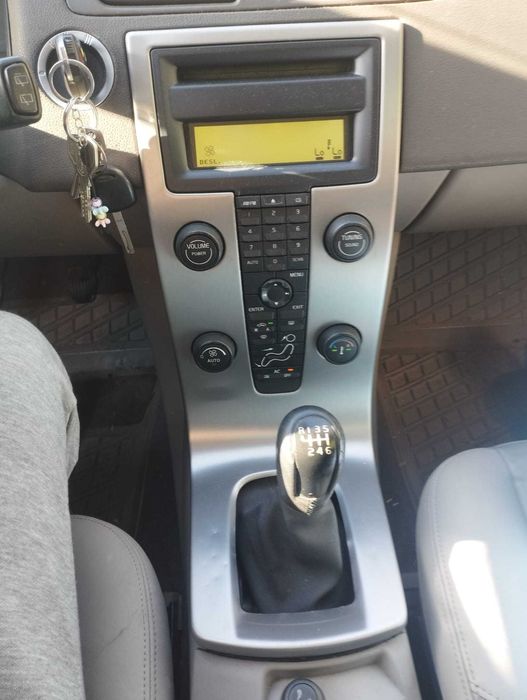 Carrinha Volvo - V50 2.0 Momentum