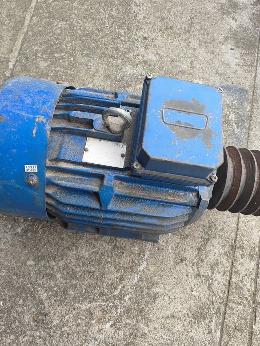 Silnik 7.5 kw gwiazda trójkąt