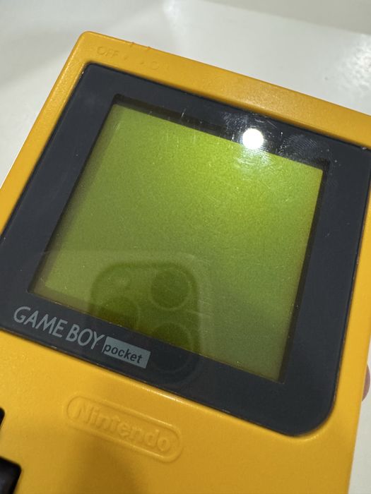 Game Boy Pocket + 2 jogos