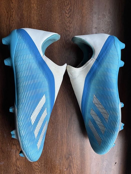 Футбольні бутси adidas