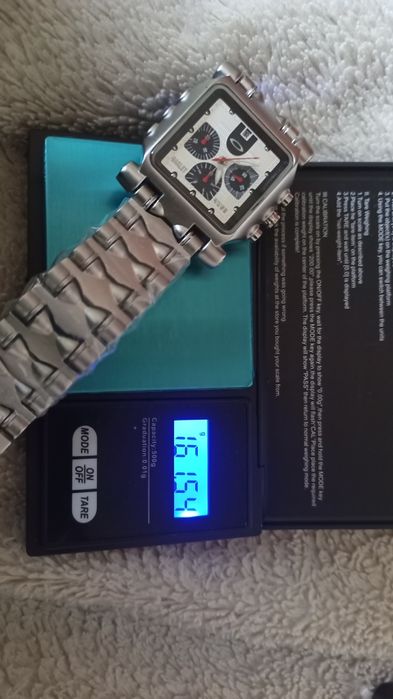 Новий в плівках годинник Oakley minute