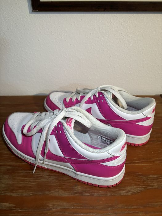 Nike dunk low fuschia