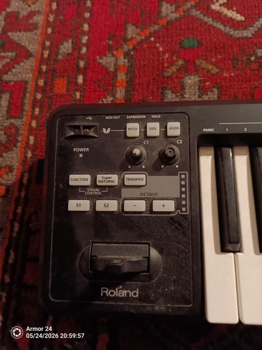 Roland A-49 BK – Controlador midi usb 49 teclas