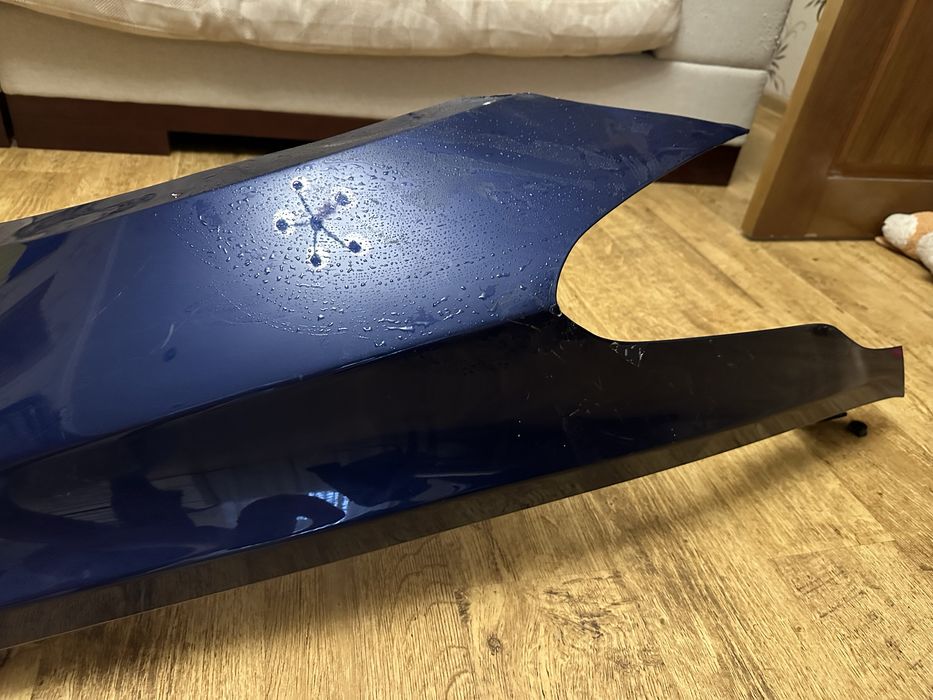 Крило ліве на tesla model 3 2022