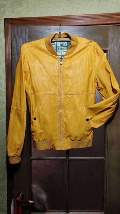 Куртка з екошкіри