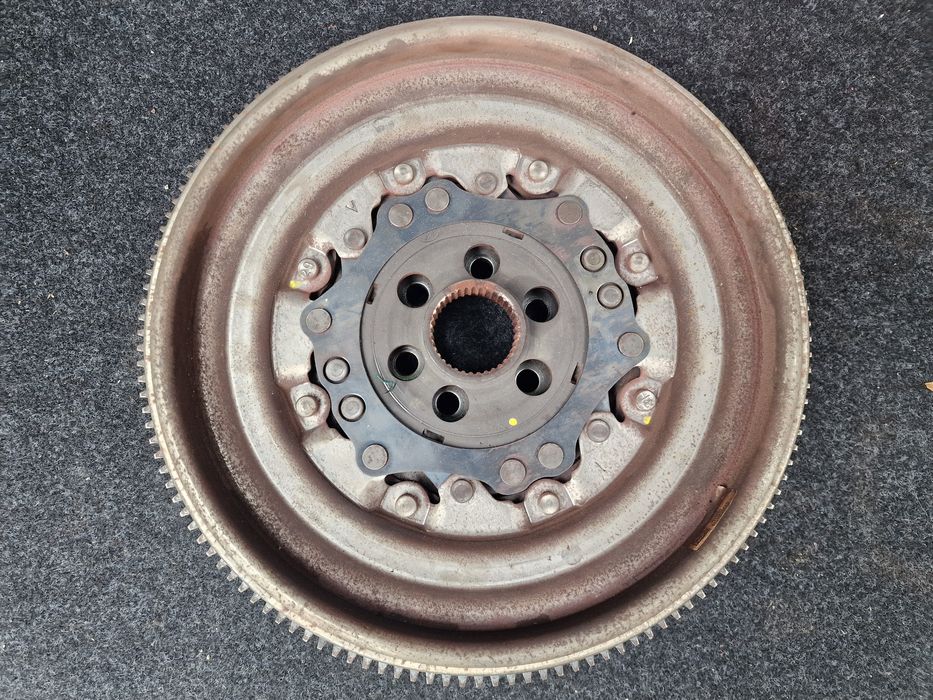 Маховик двухмасовий VAG, Skoda, WV 04L105266AD