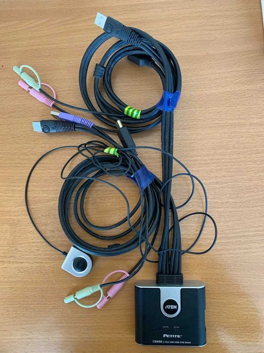 KVM-перемикач ATEN CS692-AT 2-портовий USB