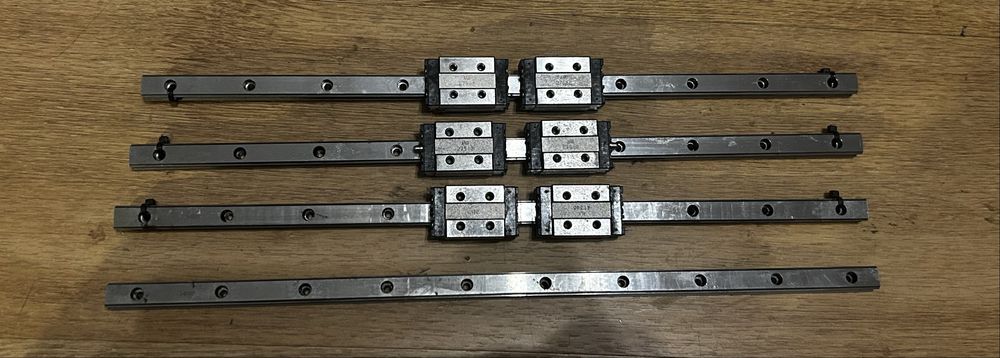 Prowadnice Liniowe Wózki 12mm 390mm