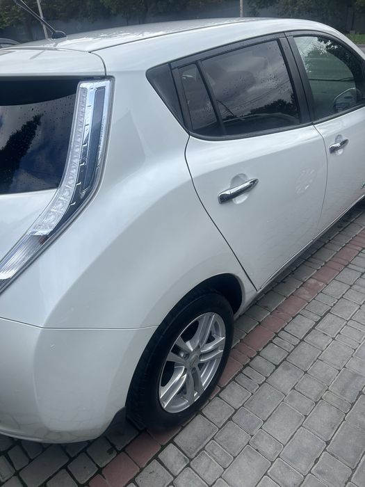 Здам в оренду нісан ліф