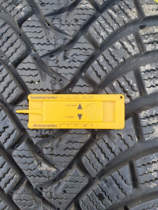 sprzedam opony używane zimowe FALKEN 245/40/R21