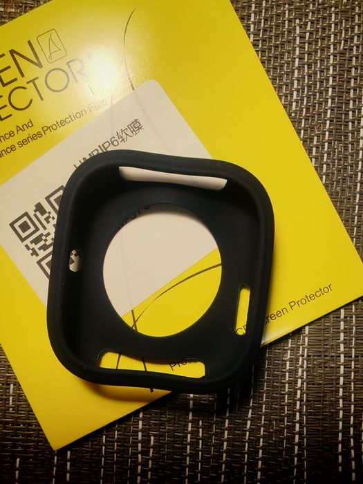 Захисний бампер Amazfit Bip 6