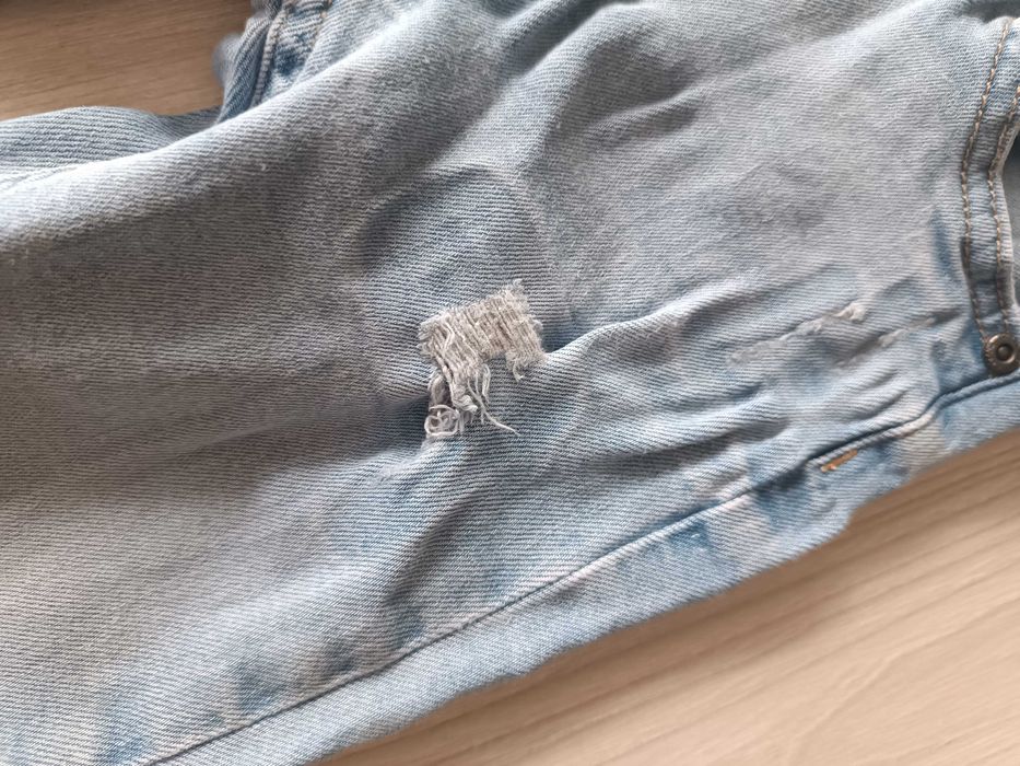 Spodnie dla dziewczynki jeansy używane przecierane, rozmiar 92/98
