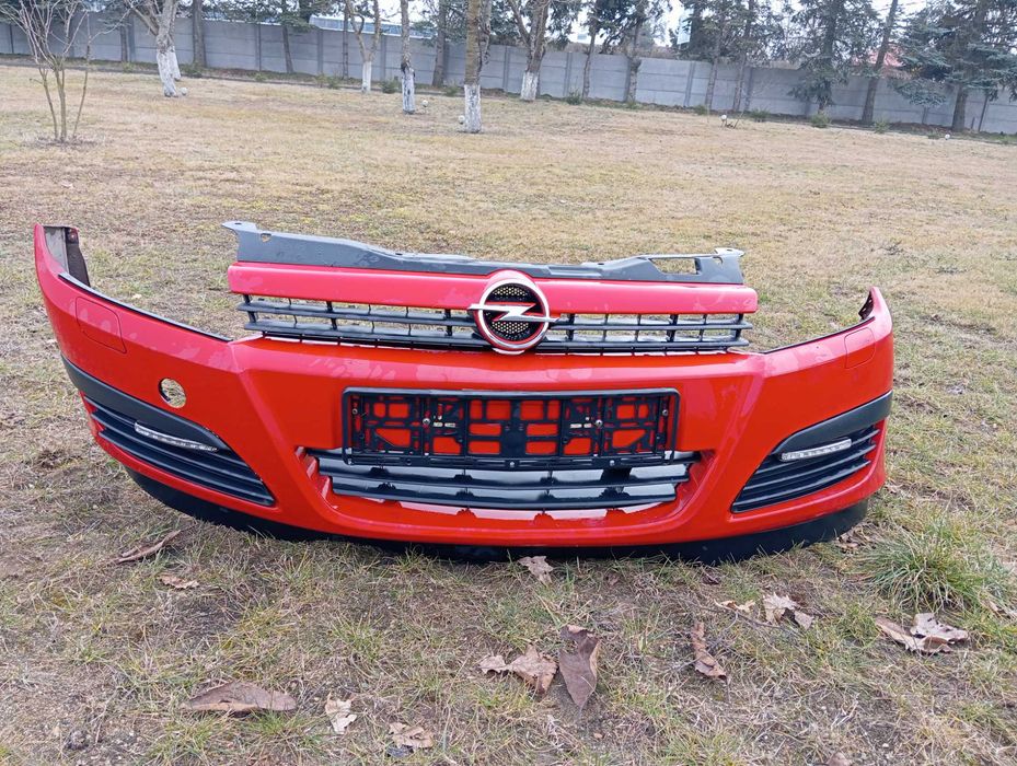 OPEL ASTRA H III Zderzak przód kompletny Grill Oryginał Y547