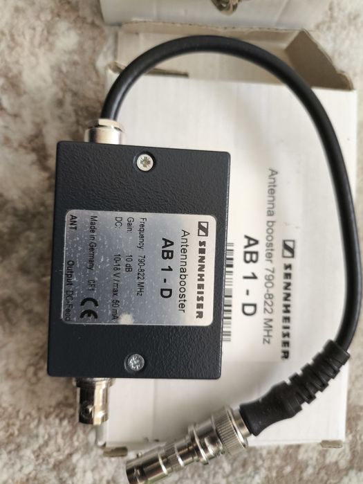 Sennheiser Антенабустер  AB 1-D 790-822 MHz