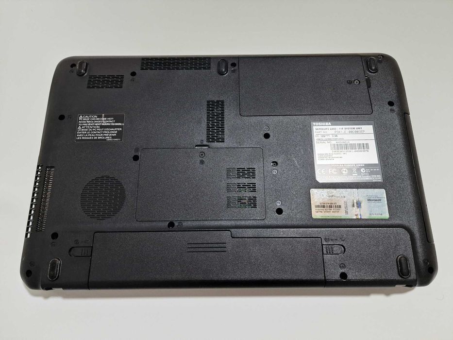 Portátil TOSHIBA Satellite L650-11F a Funcionar (15,6" com Windows 10)