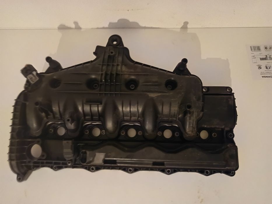 Tampa cabeça motor volvo v60 5 cilindros