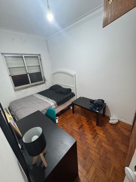 Quarto para arrendar