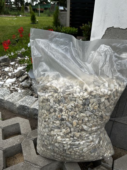 kamienie dekoracyjne Crystal White worki 20kg