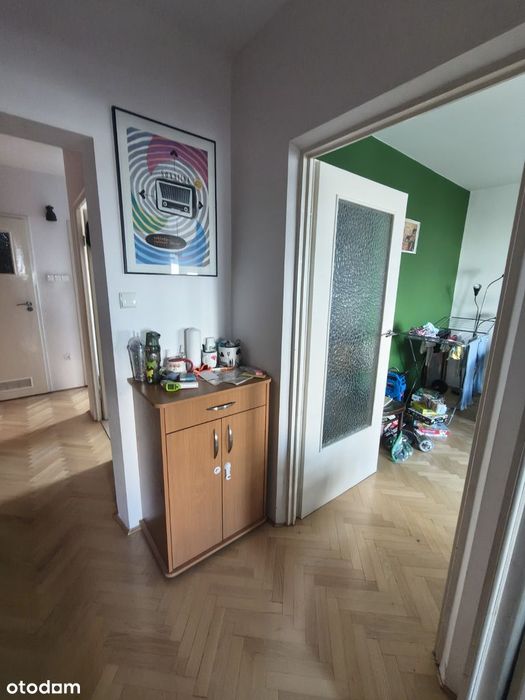 3 pokoje z panoramicznym widokiem 13p, blisko metra, do remontu