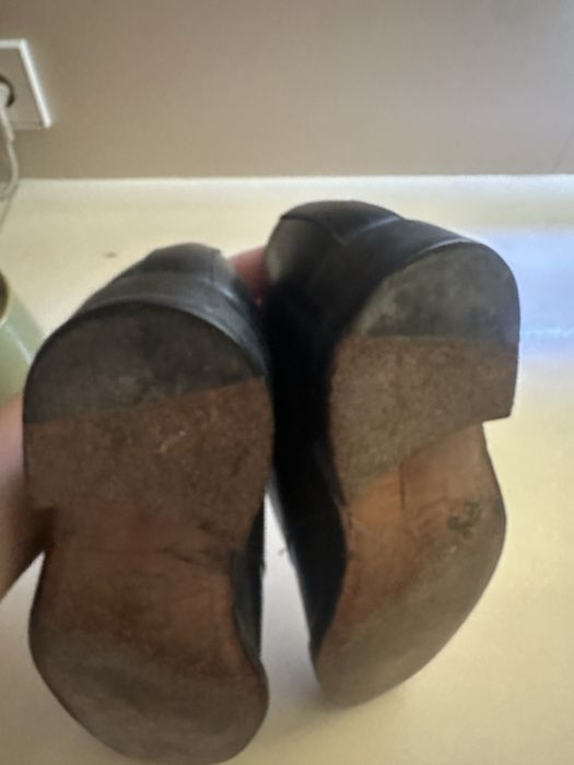 Sapatos pretos de fivela / bom estado