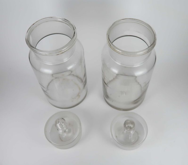 2 Potes de mantimentos de 24 cm em vidro Séc. XIX/XX