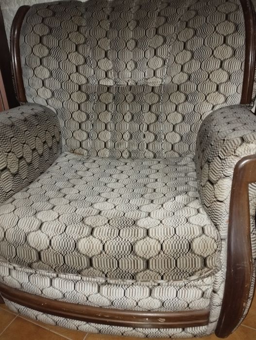 Sofá cama vintage + 2 sofás individuais