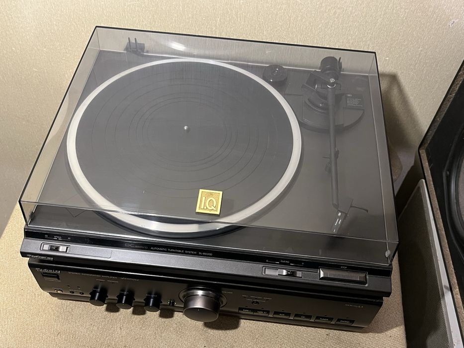 Проигрыватель винила + усилитель TECHNICS SL-BD20D + TECHNICS A-600